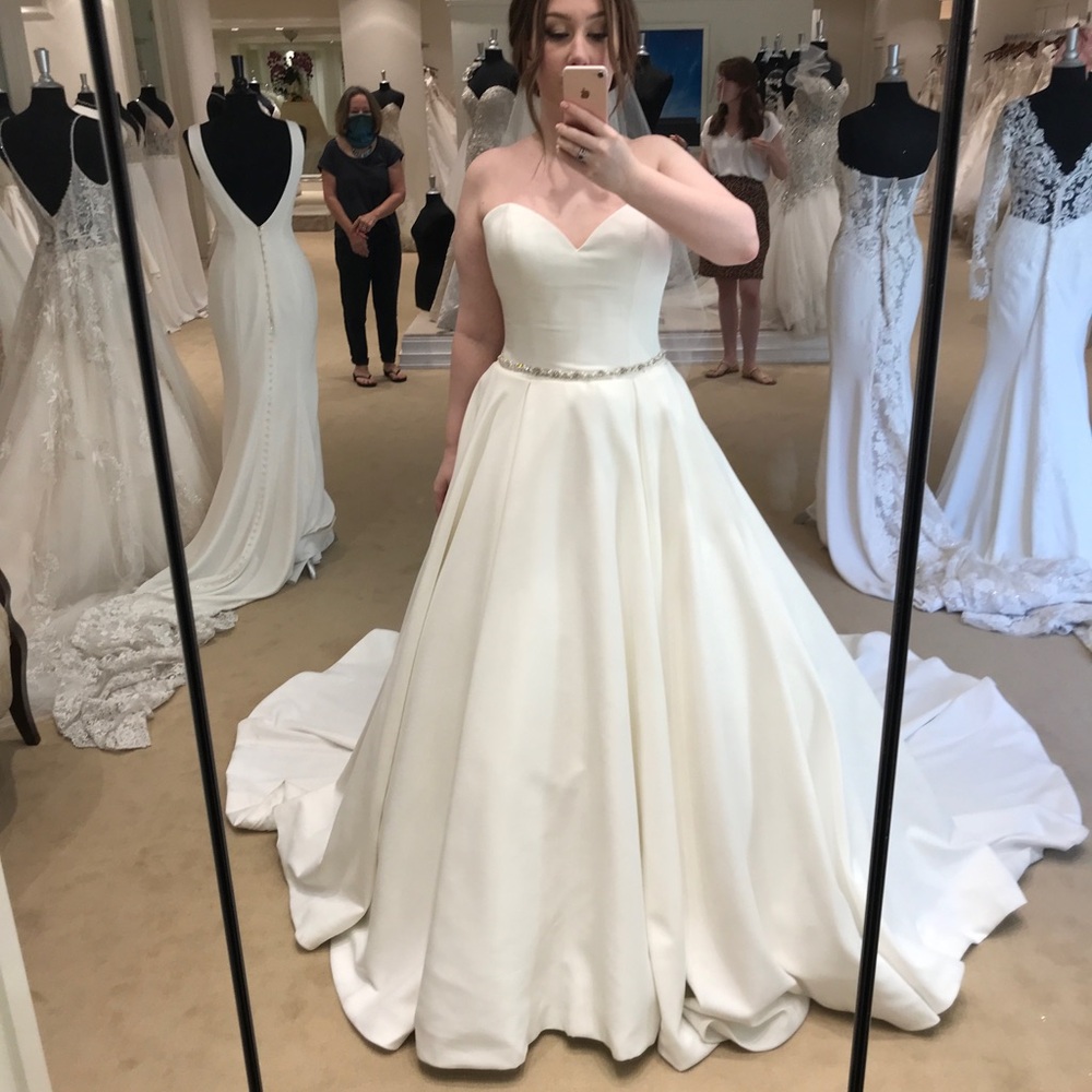 Bijou Bridal House Brand NWT Wedding Dress